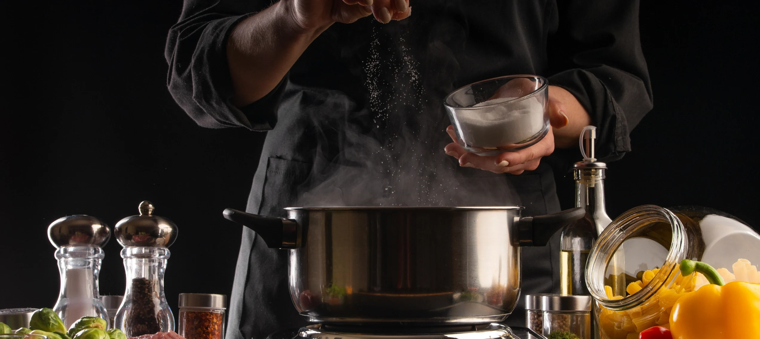 Preparazione culinaria con ingredienti freschi Enilive