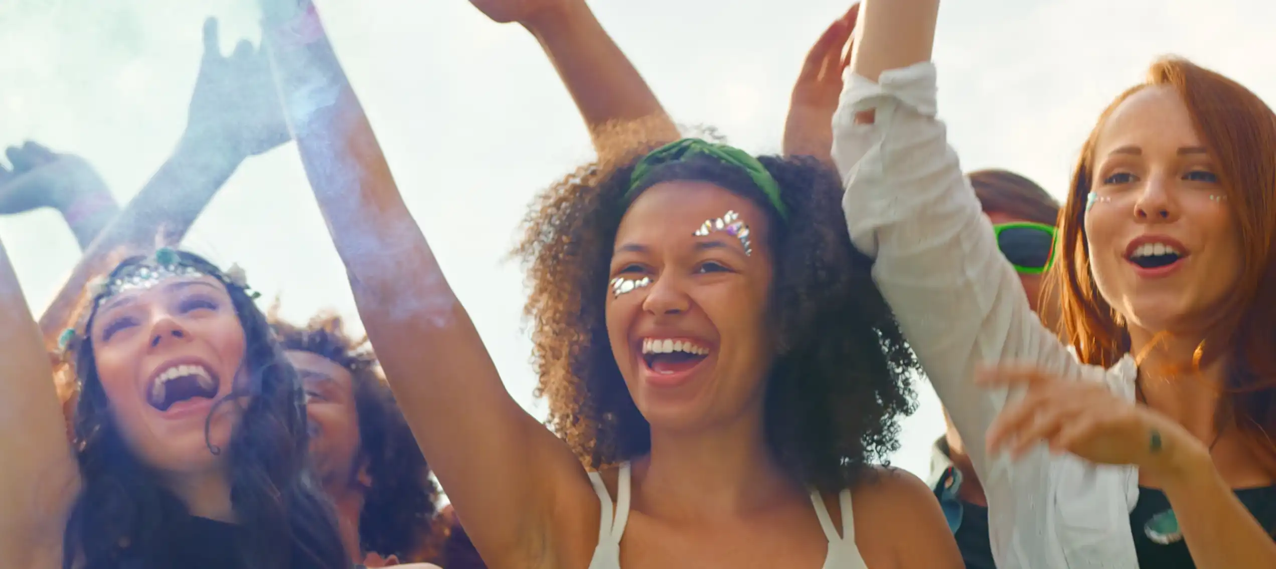 Ragazze esultando Concerti itineranti Enilive